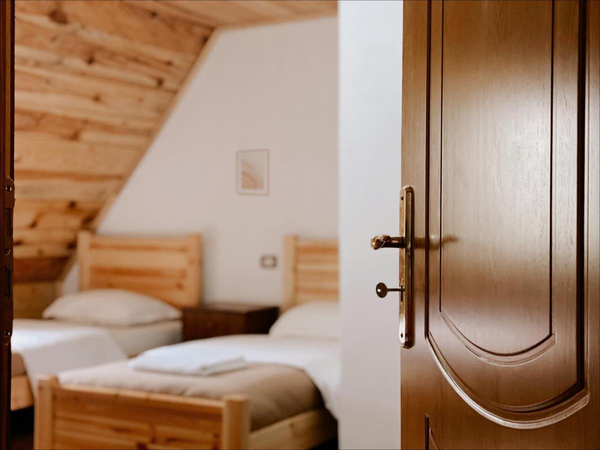 Guesthouse Pashko Theth Eksteriør billede